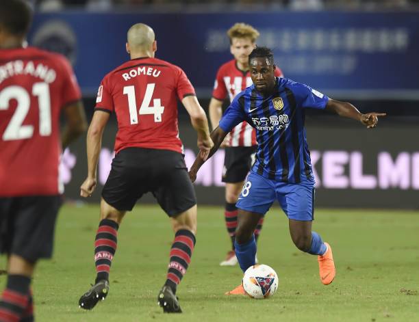 与此同时 与此同时