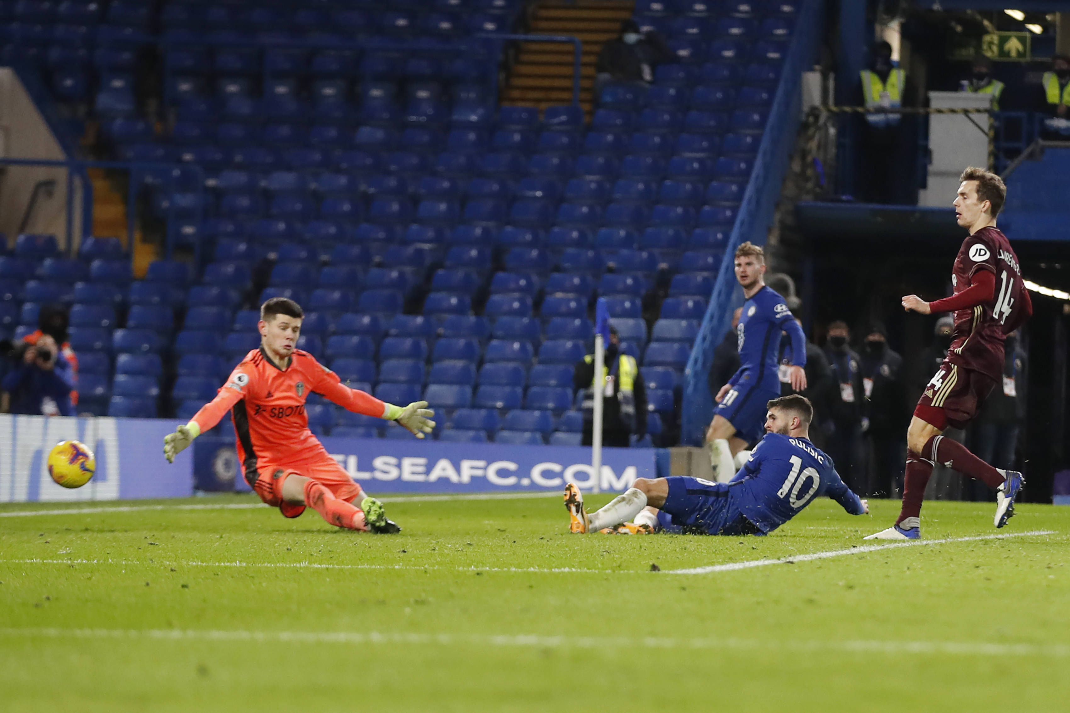 行动书写足 行动书写足